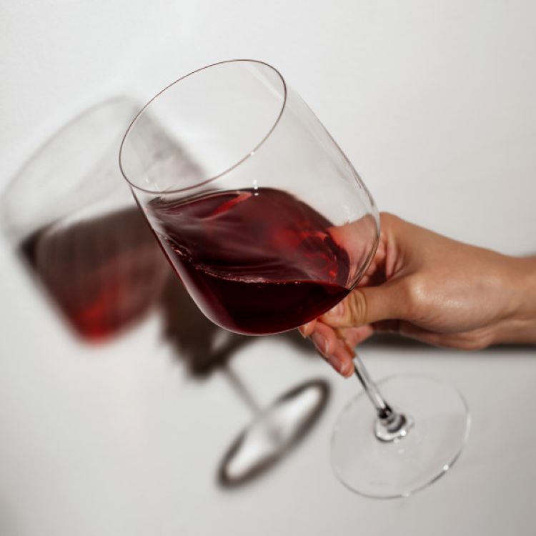 Viski® Reserve Julien Crystal Bordeaux Glass, set of 4 8