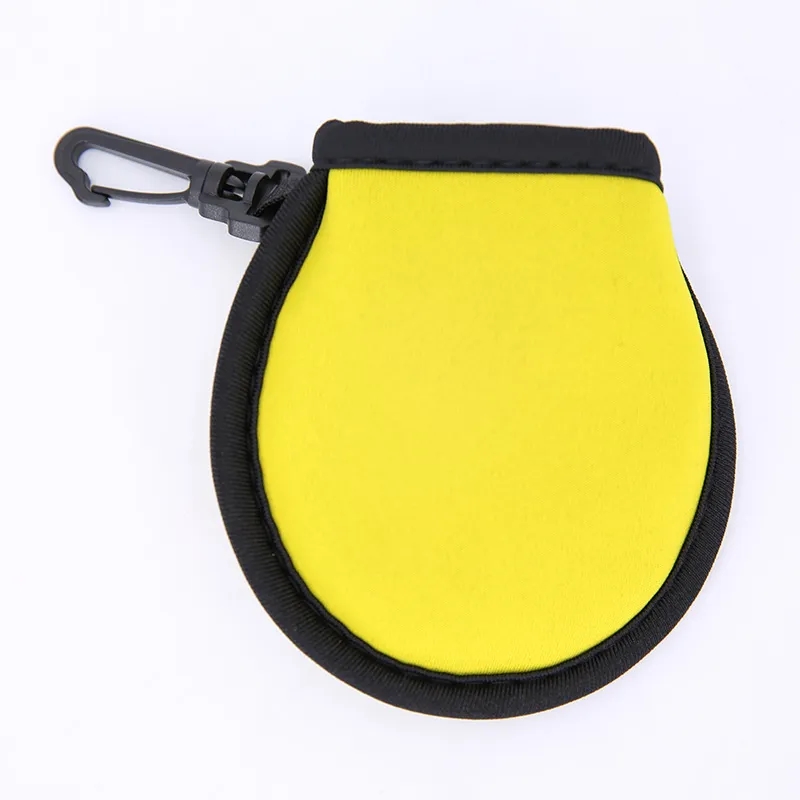 Neoprene Golf Ball Cleaning Pouch with Clip 4