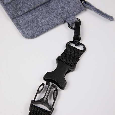 THE GOODS™ Recycled Felt Lanyard Wallet 14