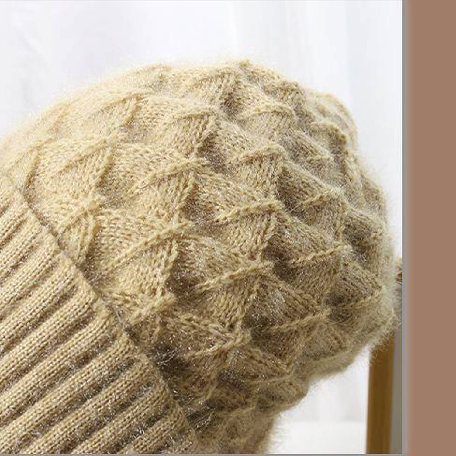 Winter Squirrel Cashmere Scarf Integrated Snow Hat 4