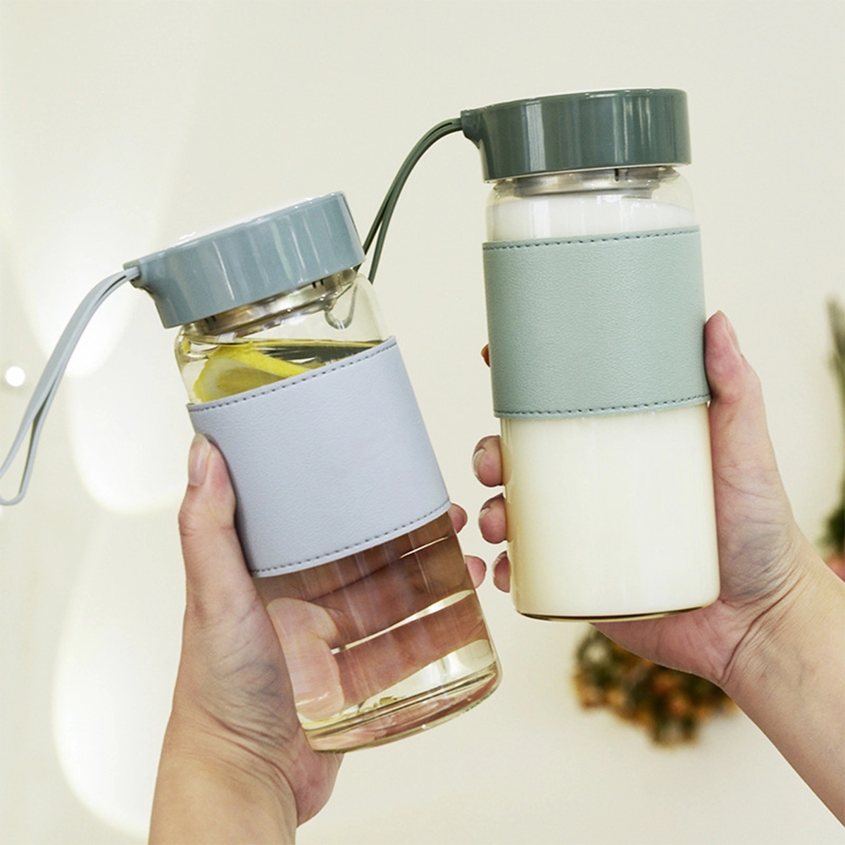 16oz Leather Sleeve Glass Water Bottle 3