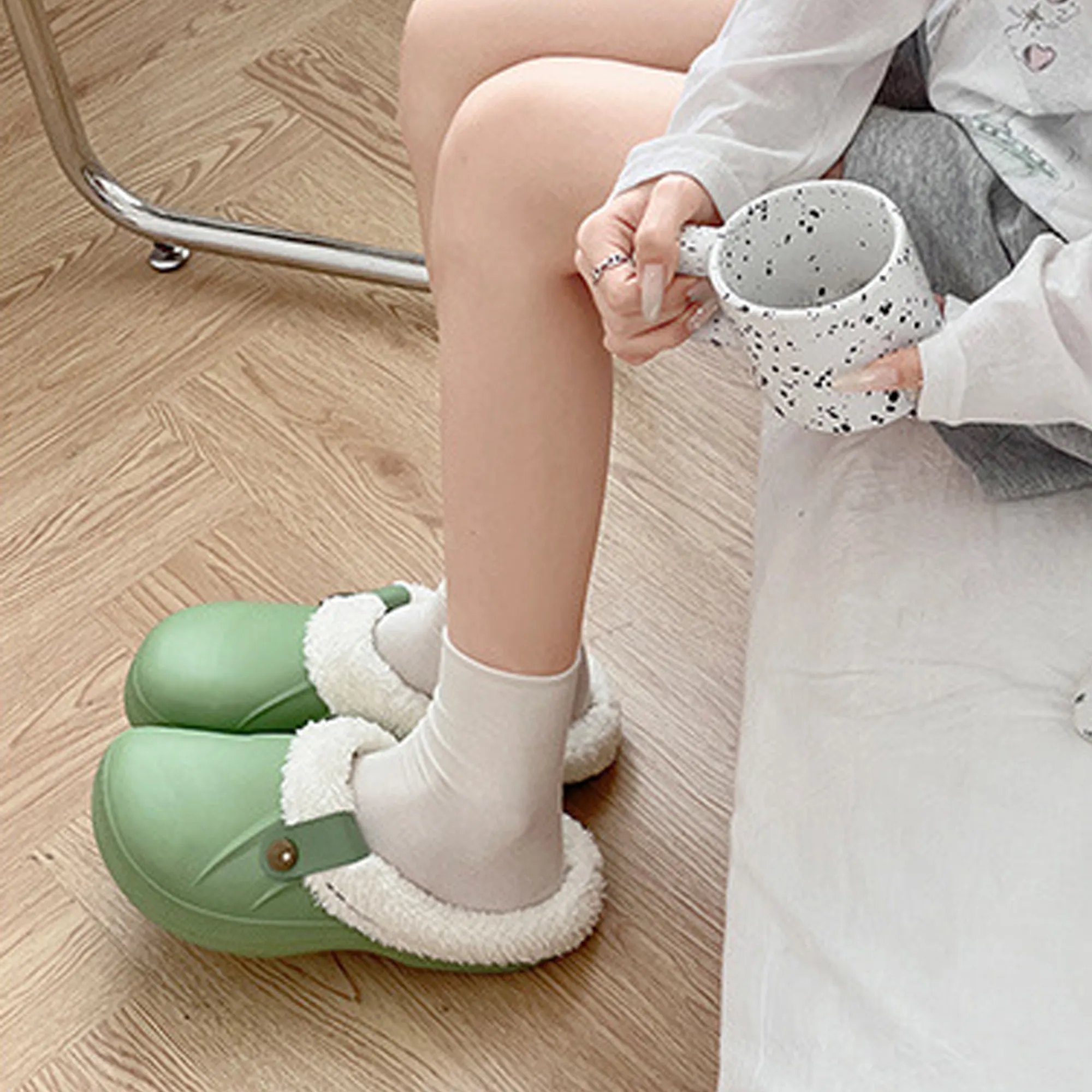 Waterproof Warm Slippers 6