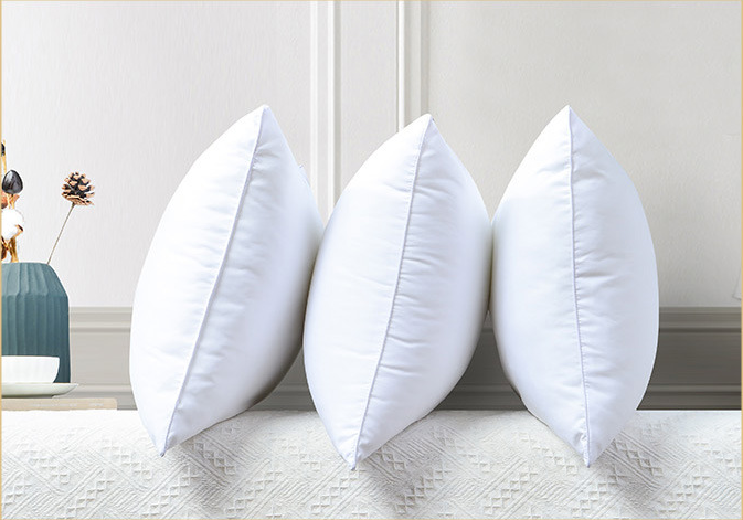 Hotel Style Soft Down Alternative Pillows 6