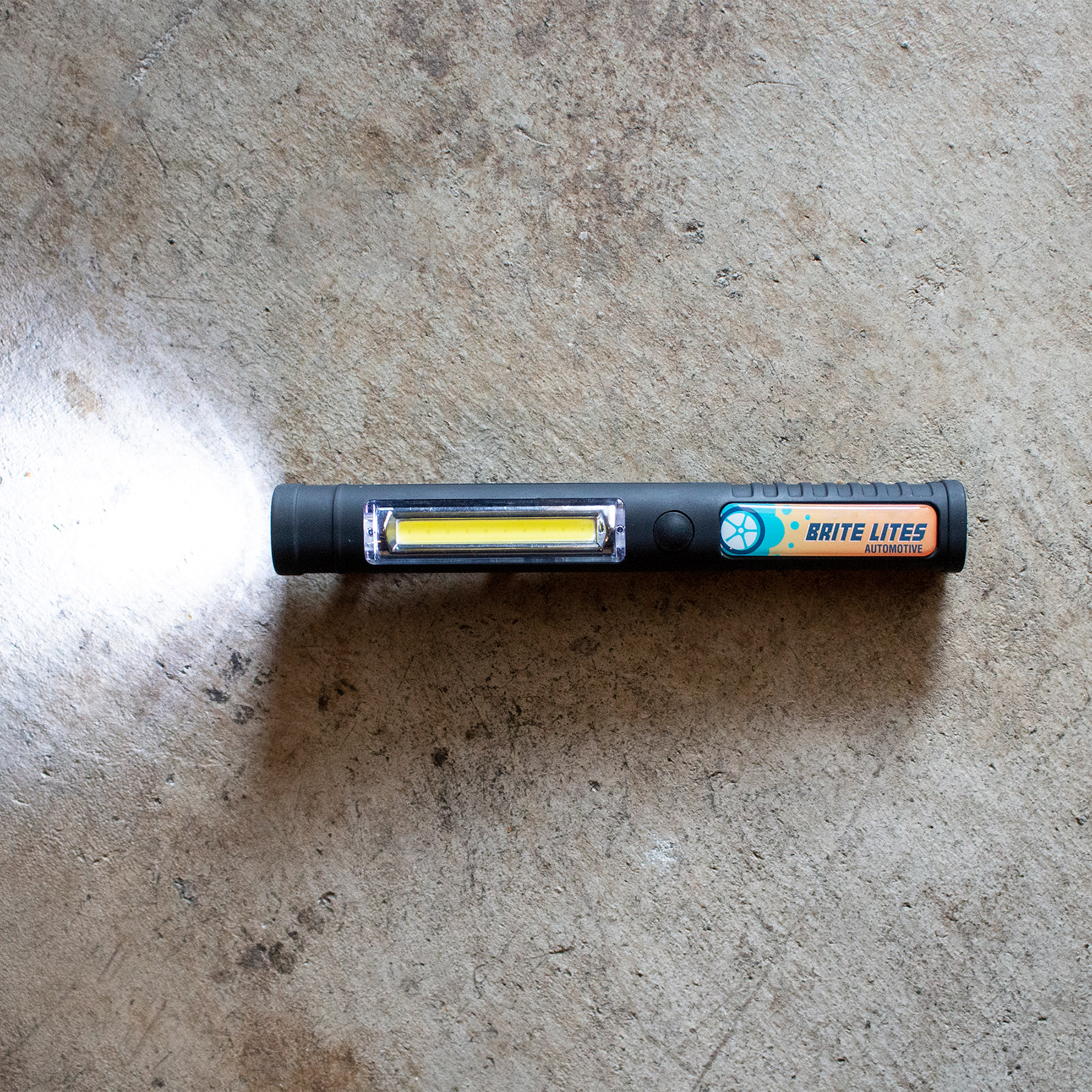 Smooth Operator COB Flashlight 2