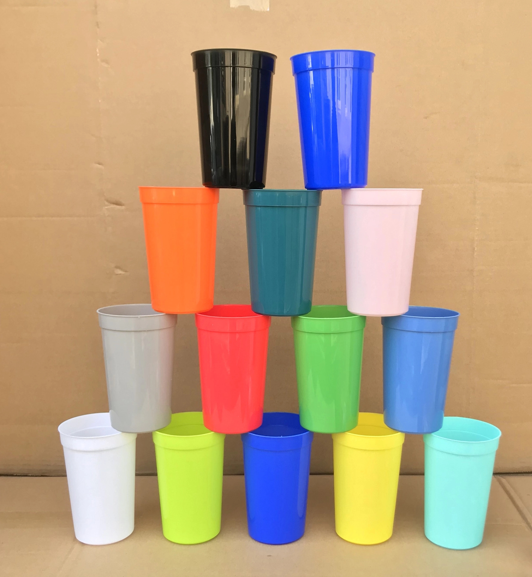 12 Oz PP Plastic Stadium Cups 1