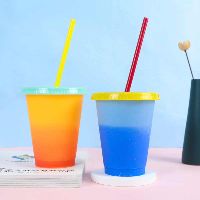 16OZ Reusable Color Changing Plastic Cups w/Lids and Straws 5