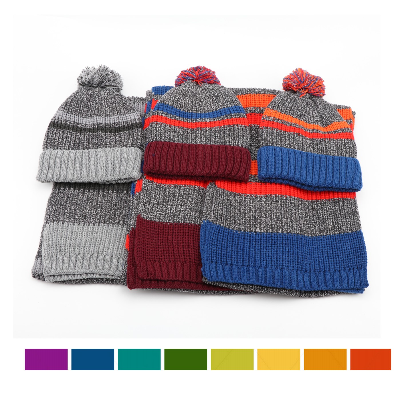 Knitted Beanie With Pom-pom 3
