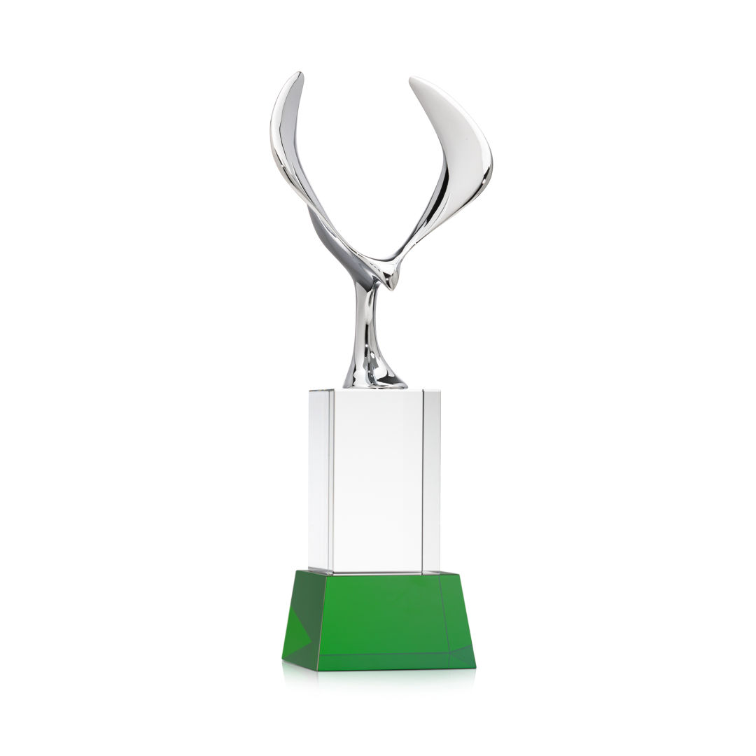 Maverick Eagle Award on Belcroft Base - Green 4