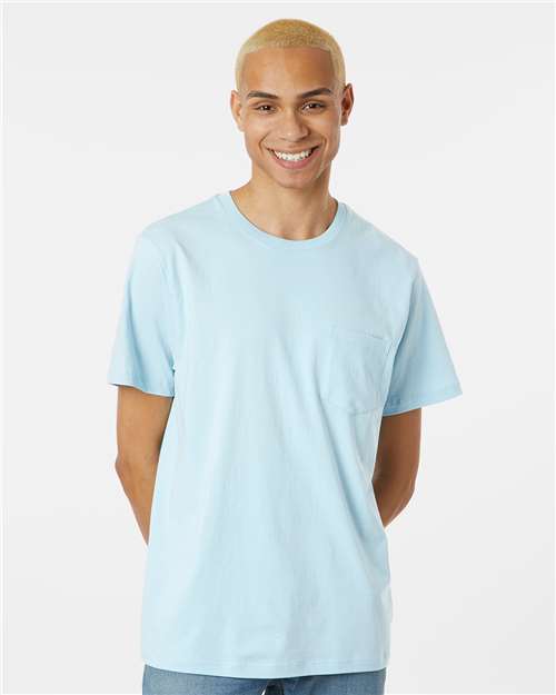 Unisex Classic Pocket T-Shirt - 210 40