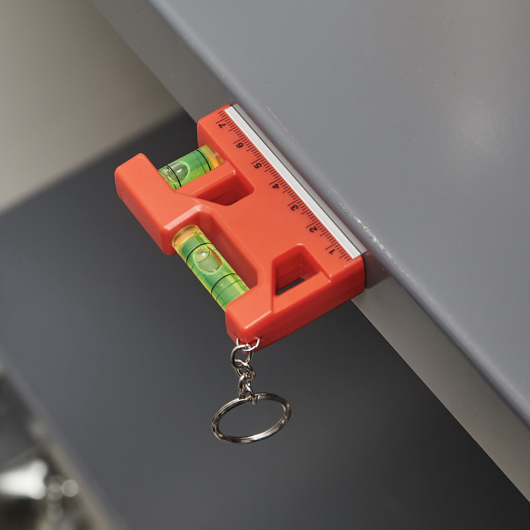 Hank 3" Level / Ruler Keyring 7