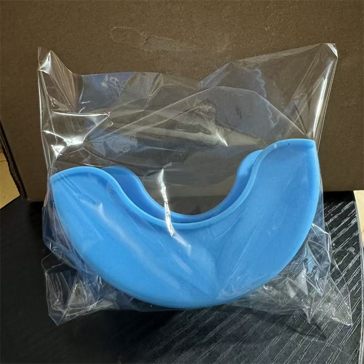 Silicone Hamburger Clip Wrap 1