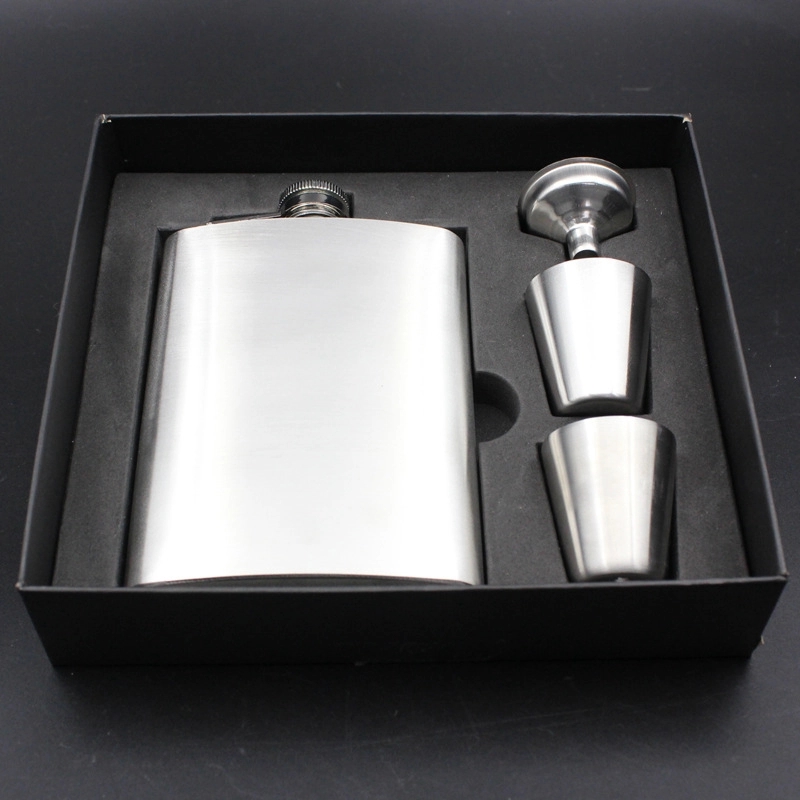 Custom 8 oz Stainless Steel Liquor Flask Gift Set, custom water bottle with logo imprint 3