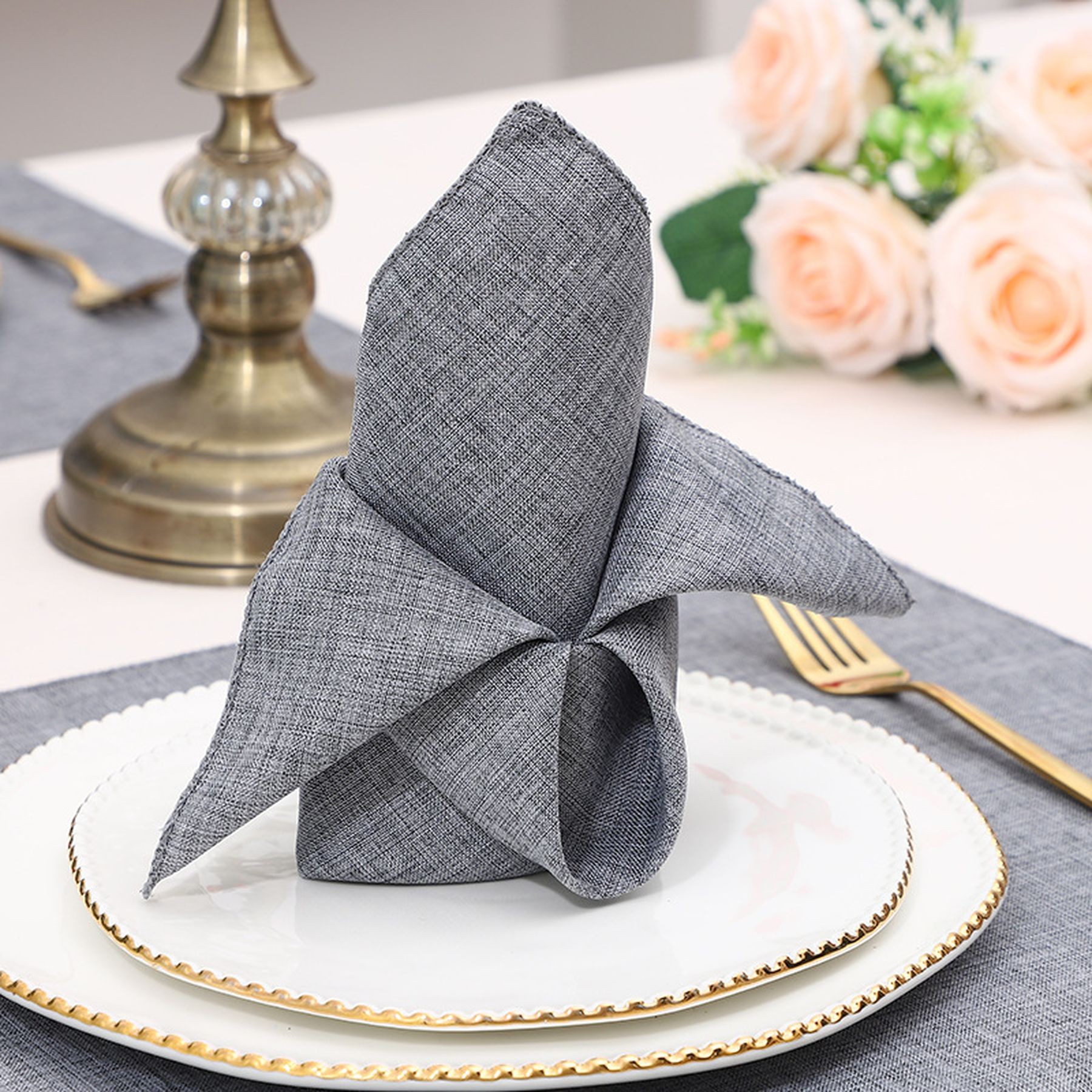 Polyester Dinner Napkins With Hemmed Edges 16