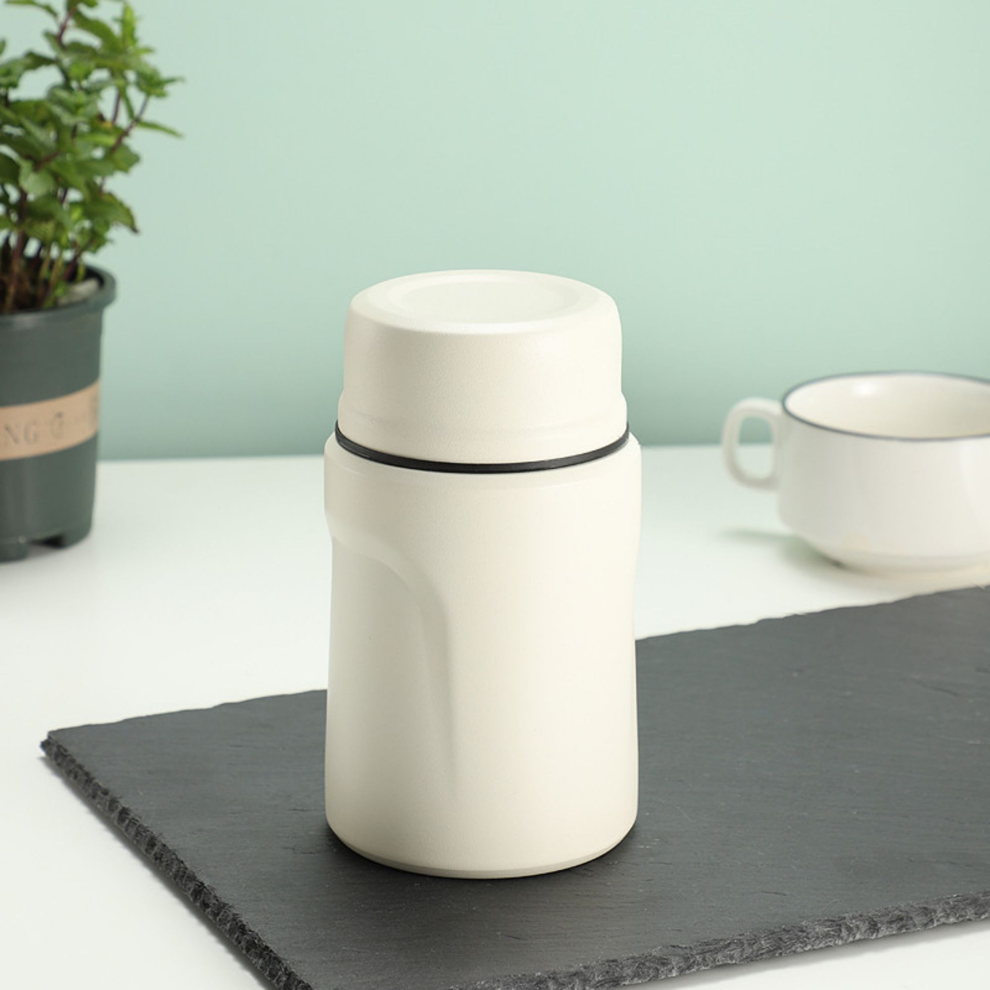 16 oz Bottles With LED Temperature Display 4