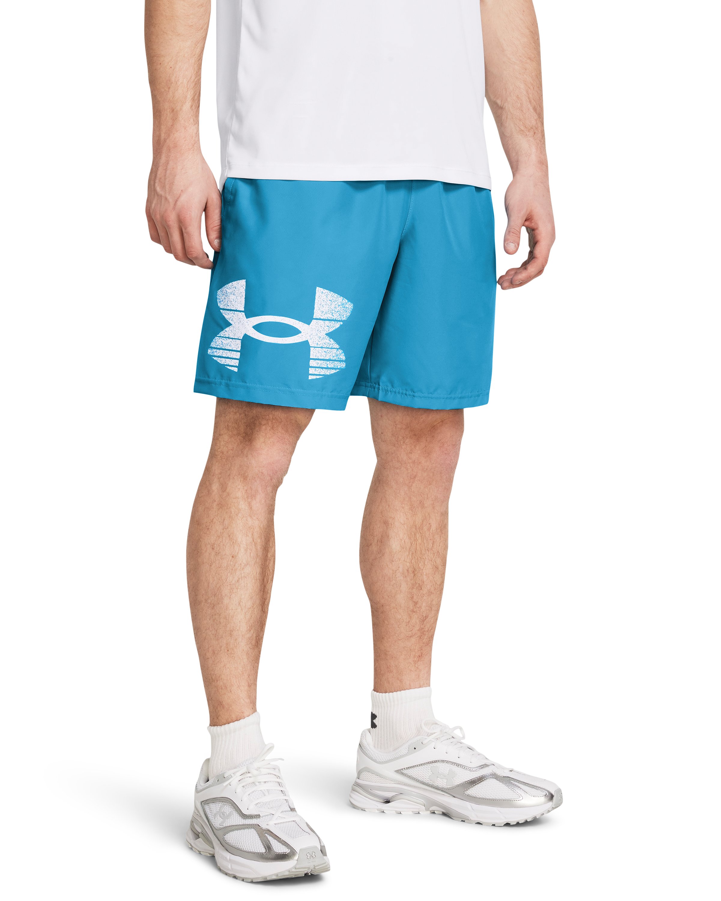 UA Tech Woven Graphic Men's 8.25 Shorts 12