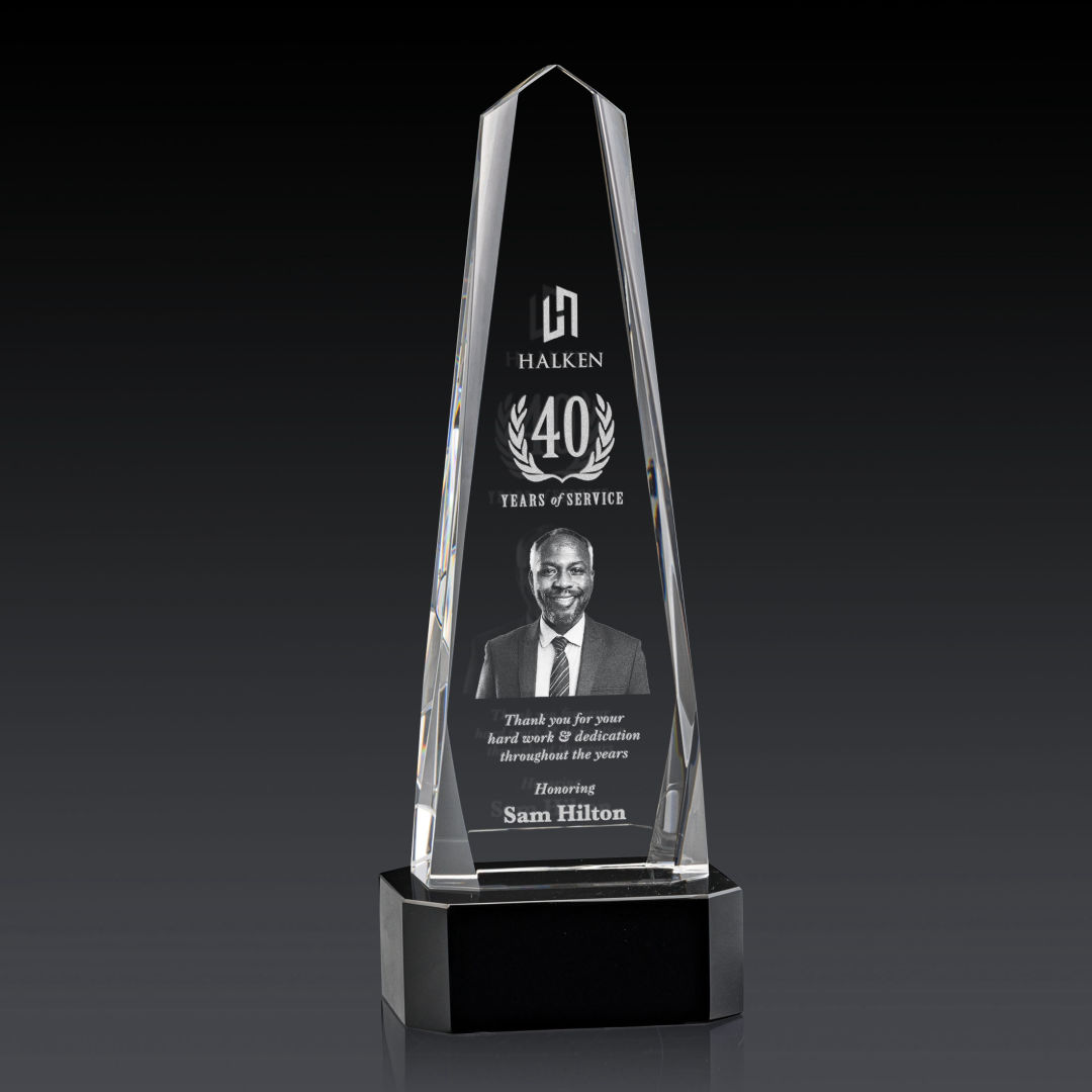 Geneva 3D Award on Base - Black 6