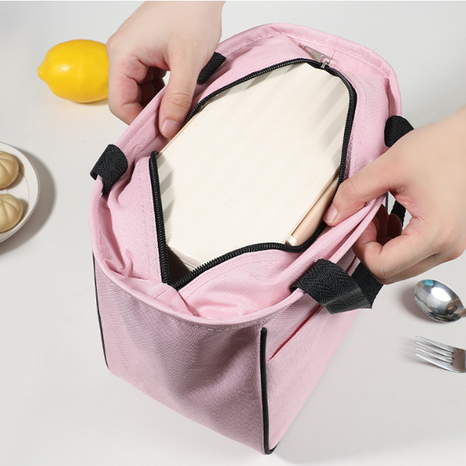 Explosive Office Workers Will Carry Lunch Bags To Hand 4