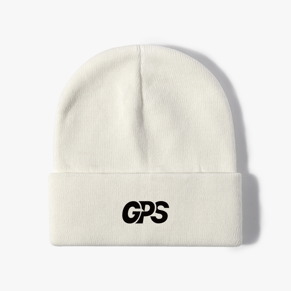 The knitted hat made of acrylic is fashionable and warm, suitable for everyone. 2