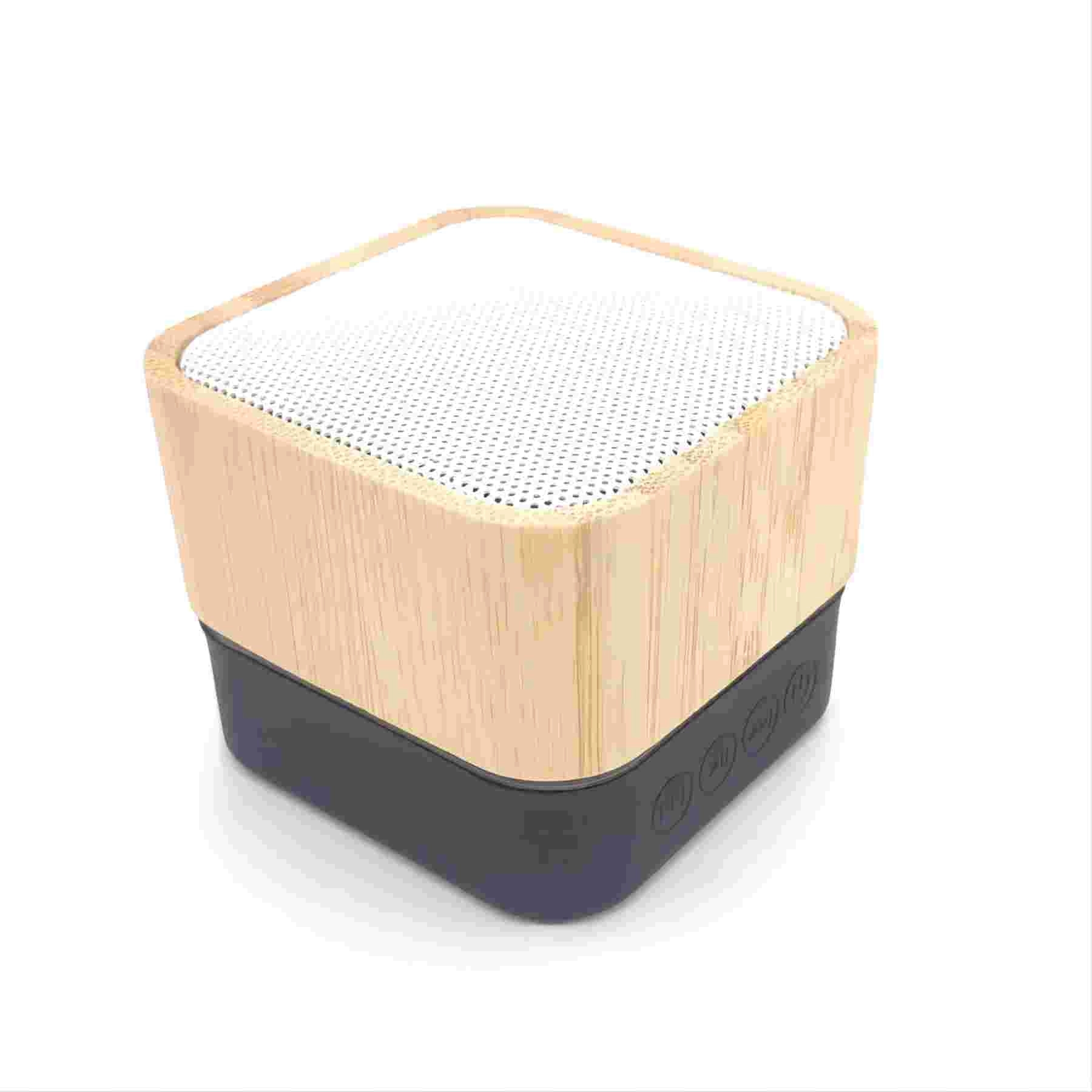 Bamboo Bluetooth Speaker 3