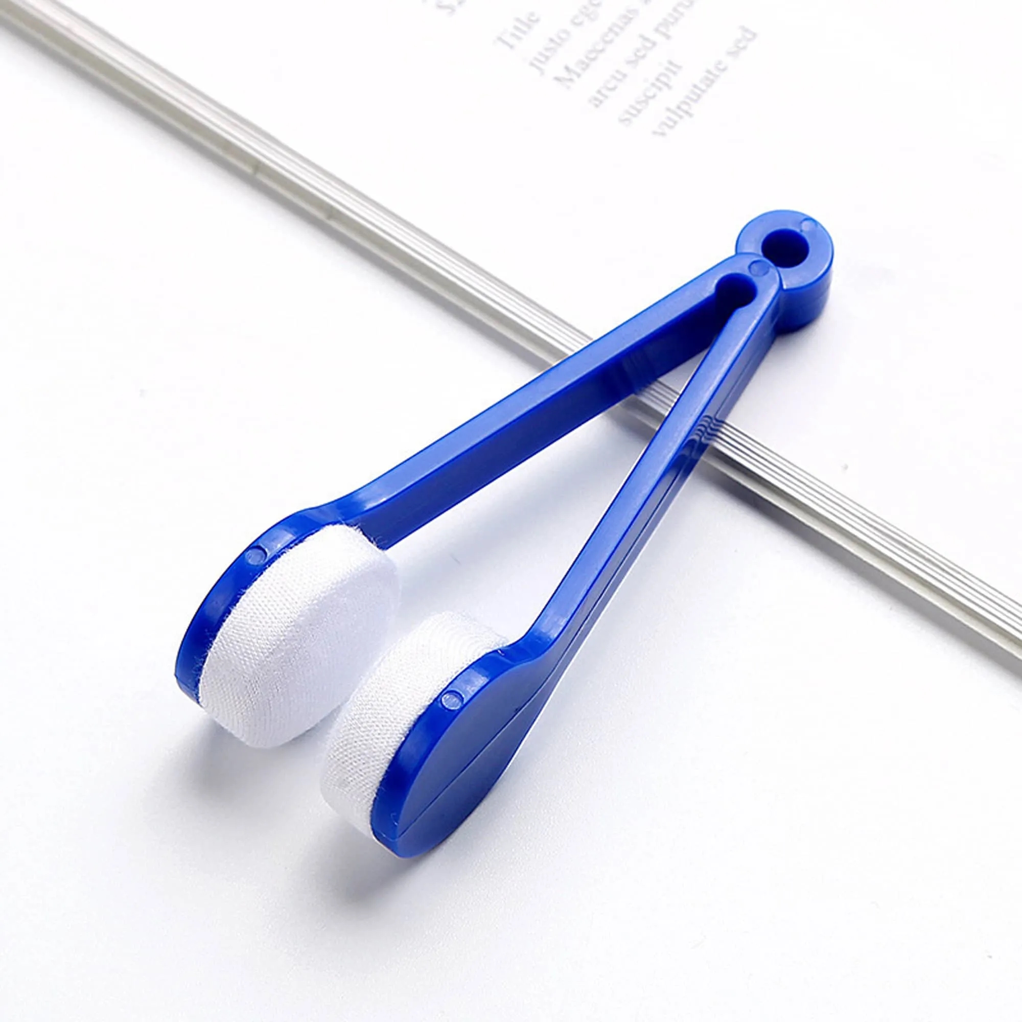 Portable Eyeglass Cleaner 5
