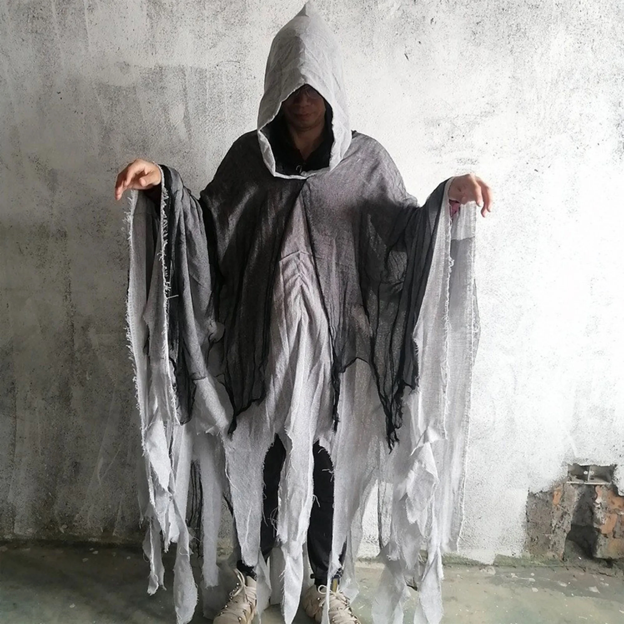 Premium Spooky Hooded Cape For Halloween Cosplay 5