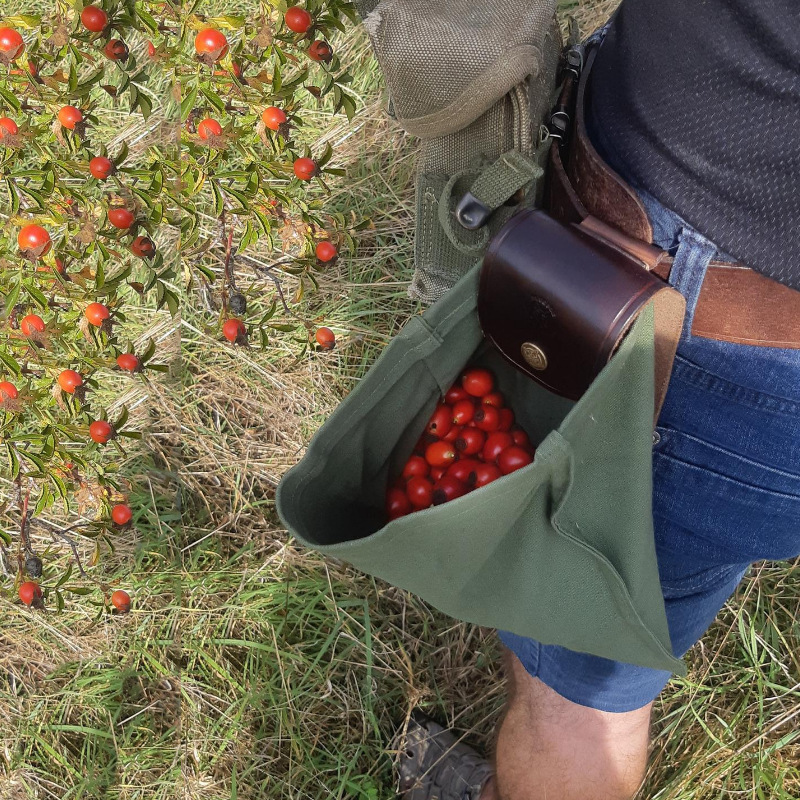 Garden Vegetable Foraging Waterproof Storage Pouch 9