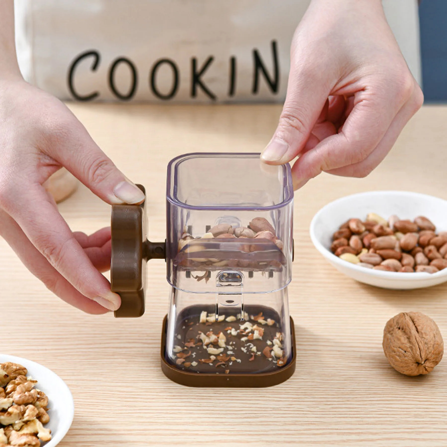Nut Manual Blender 3