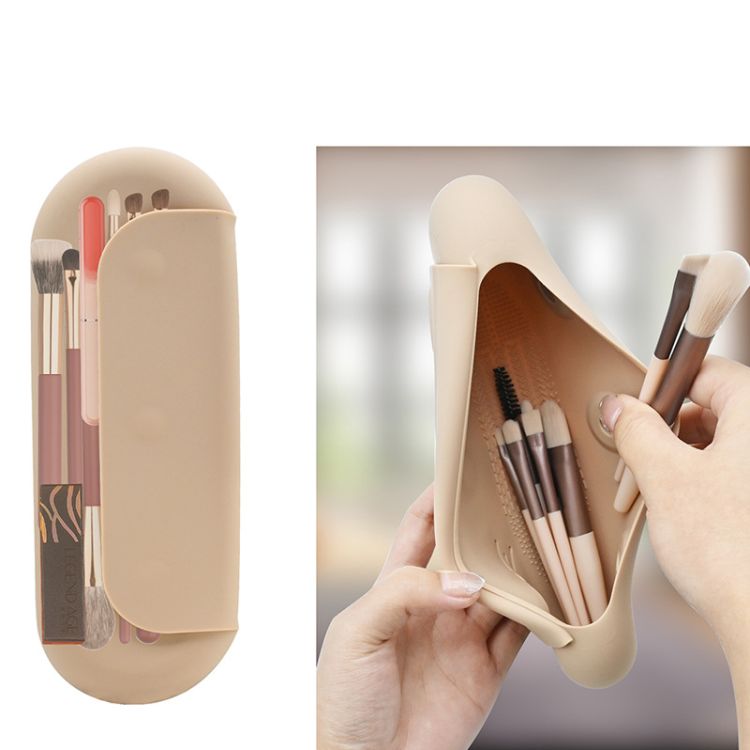 Soft Portable Silicone Cosmetic Face Brushes Holde 4