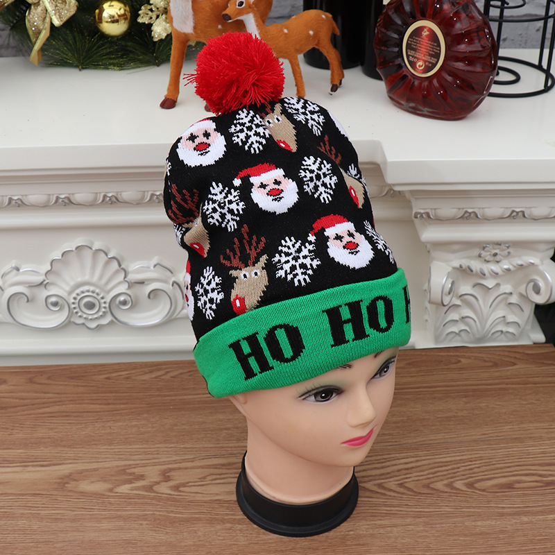 Christmas LED Light Up Beanie Hat 4
