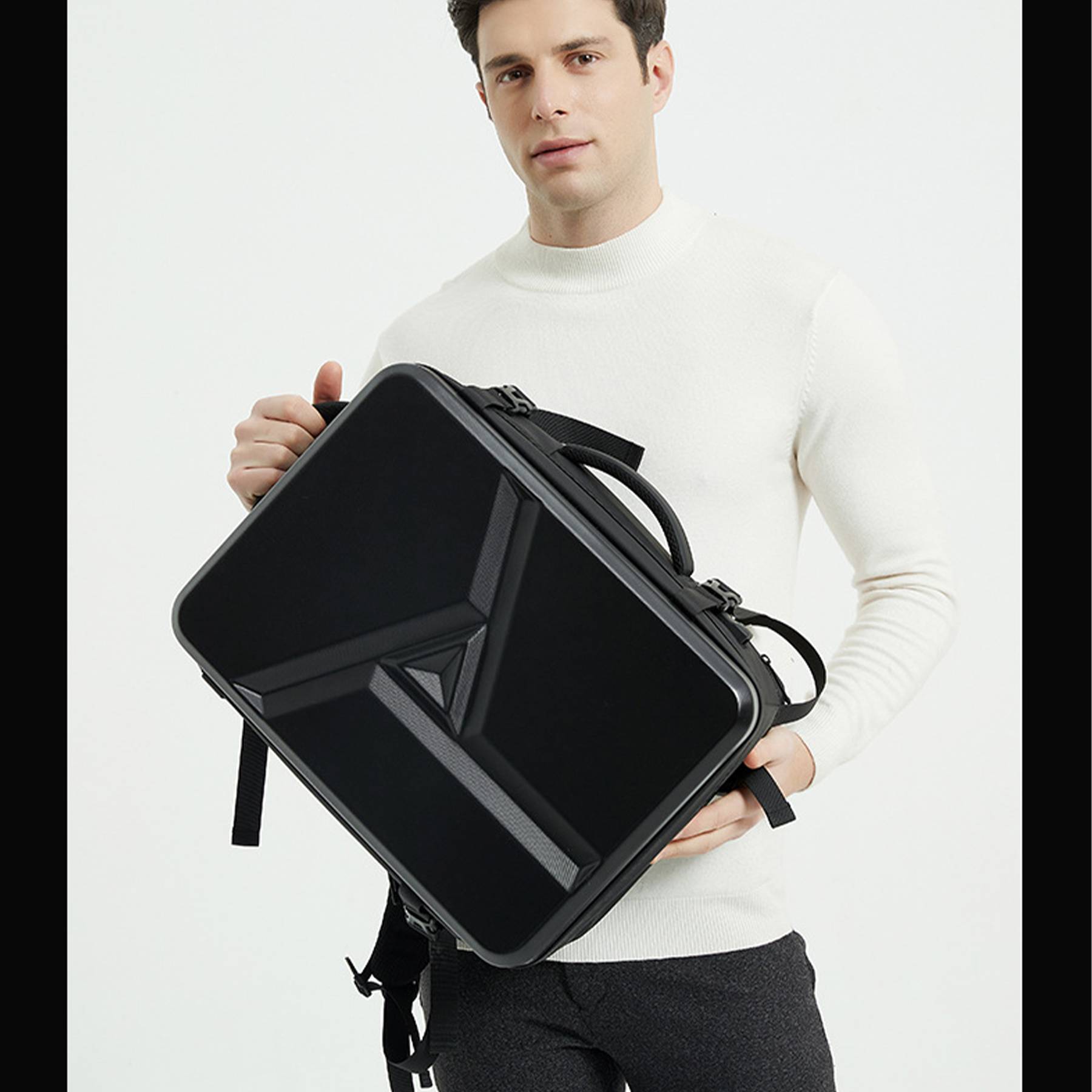 Eva Large capacity hard shell laptop backpack 10