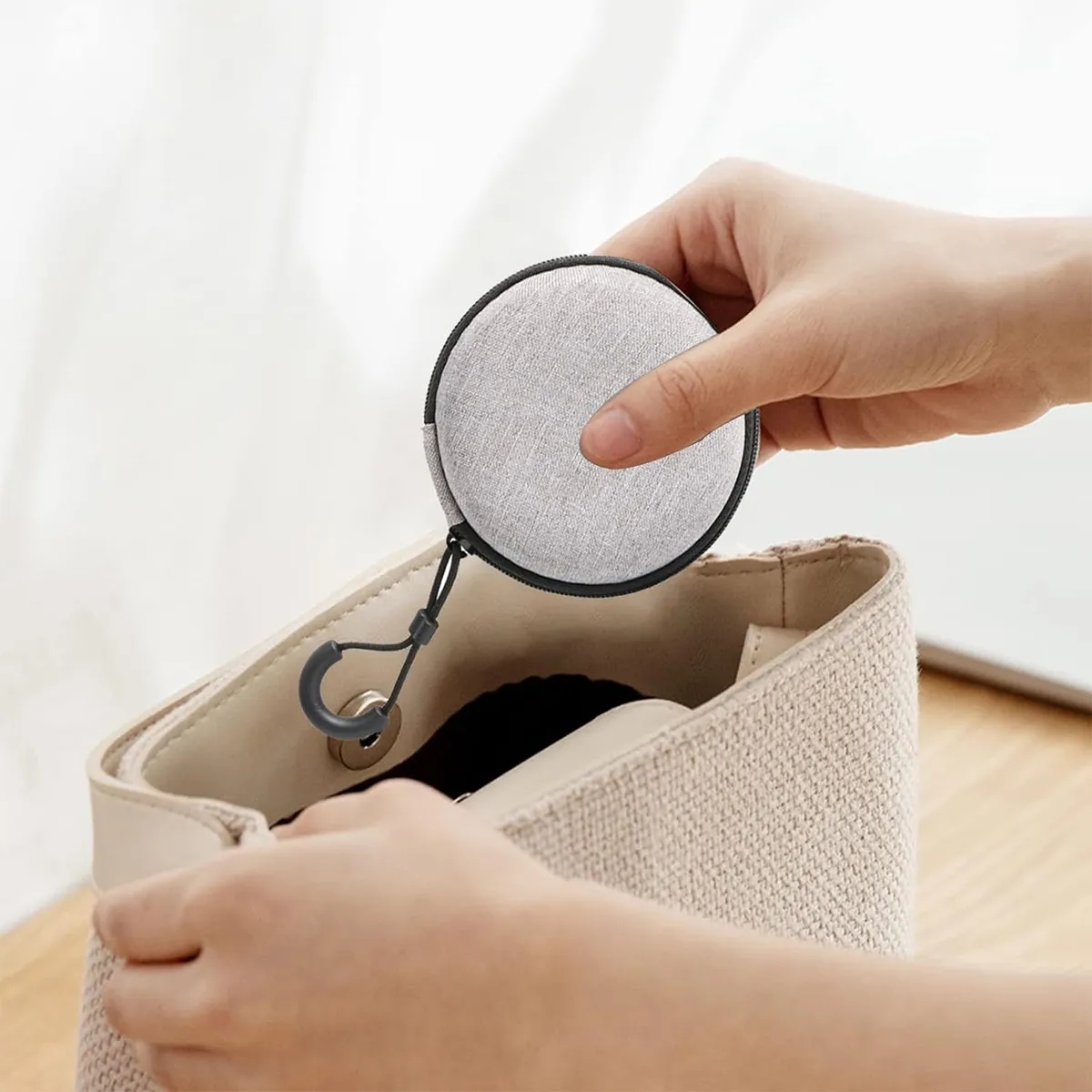 Headphone Storage Bag Case Carrying Charger Cable Organizer 2
