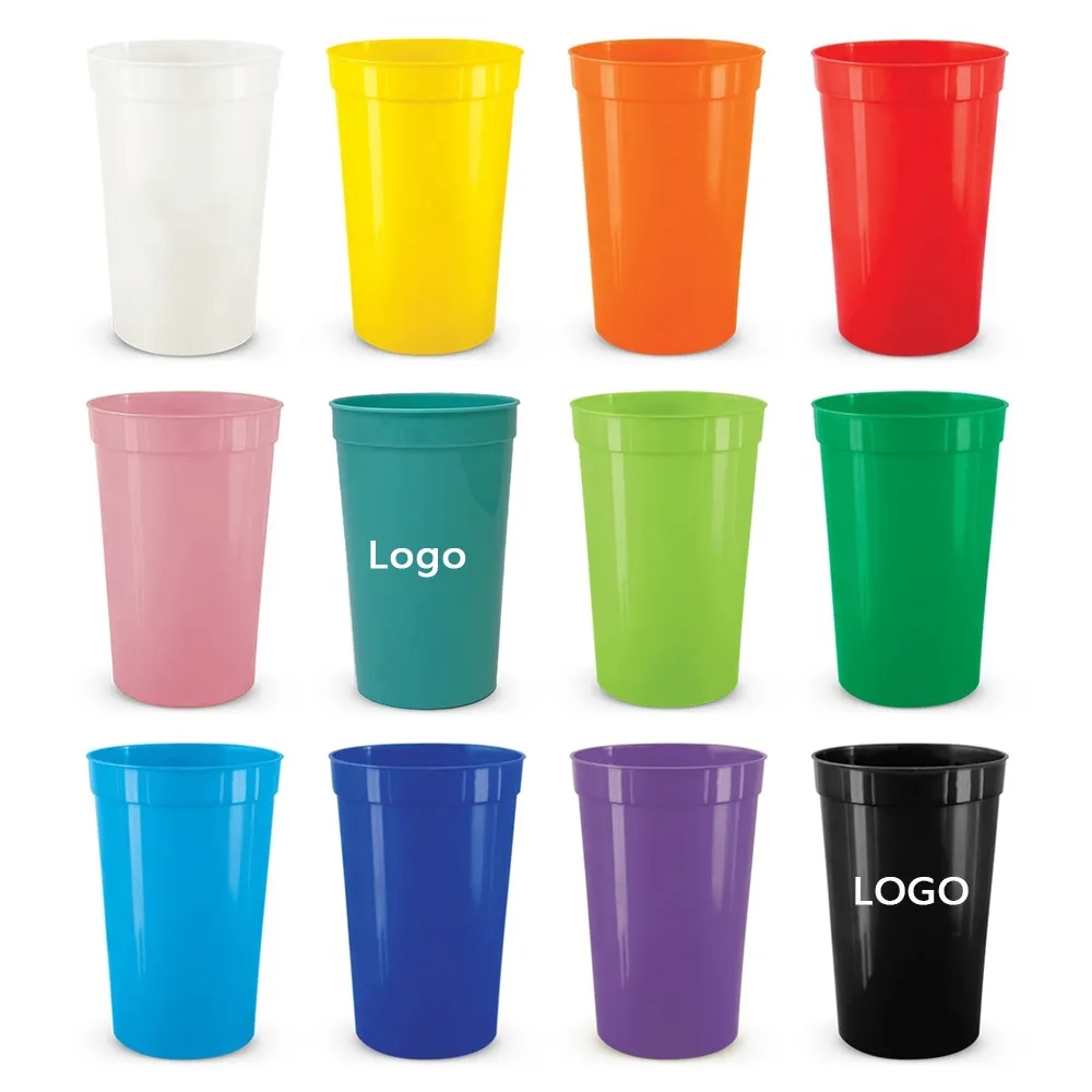 Stadium 16 oz. Plastic Cups 2