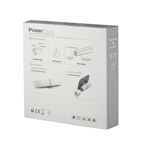 Trio Charger & Flashlight 3