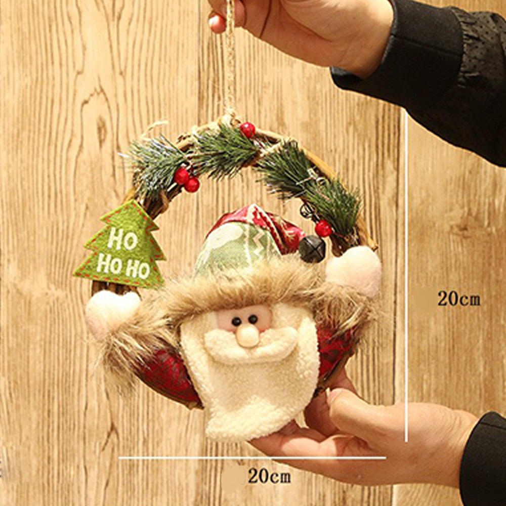 Christmas Wreath Door Hanger 2