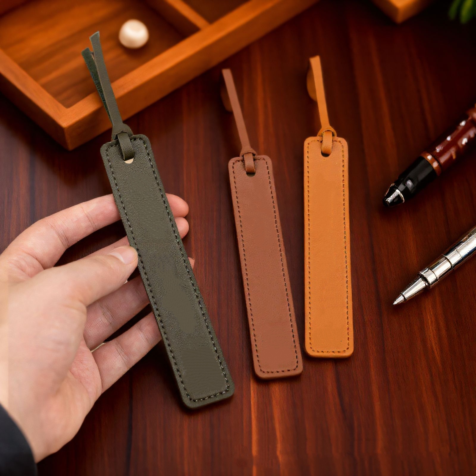 Customized portable PU leather bookmark 2