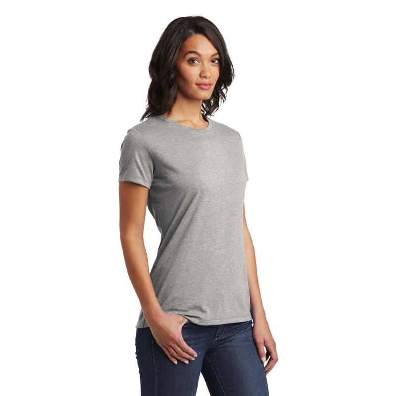 District Women's Very Important Tee . 47