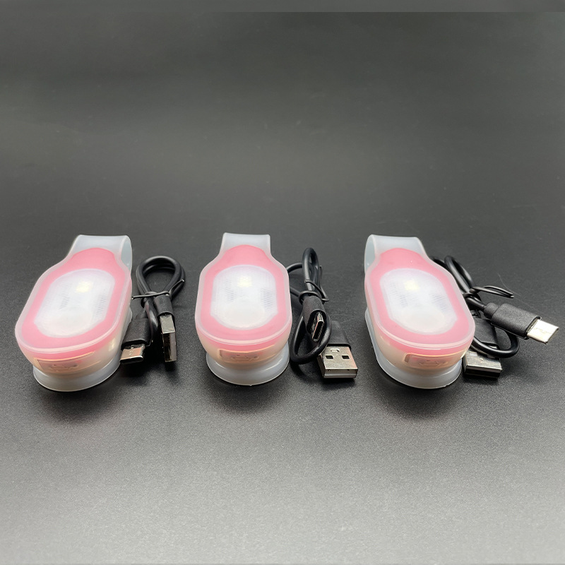 Rechargeable LED Flashlights Clip 3