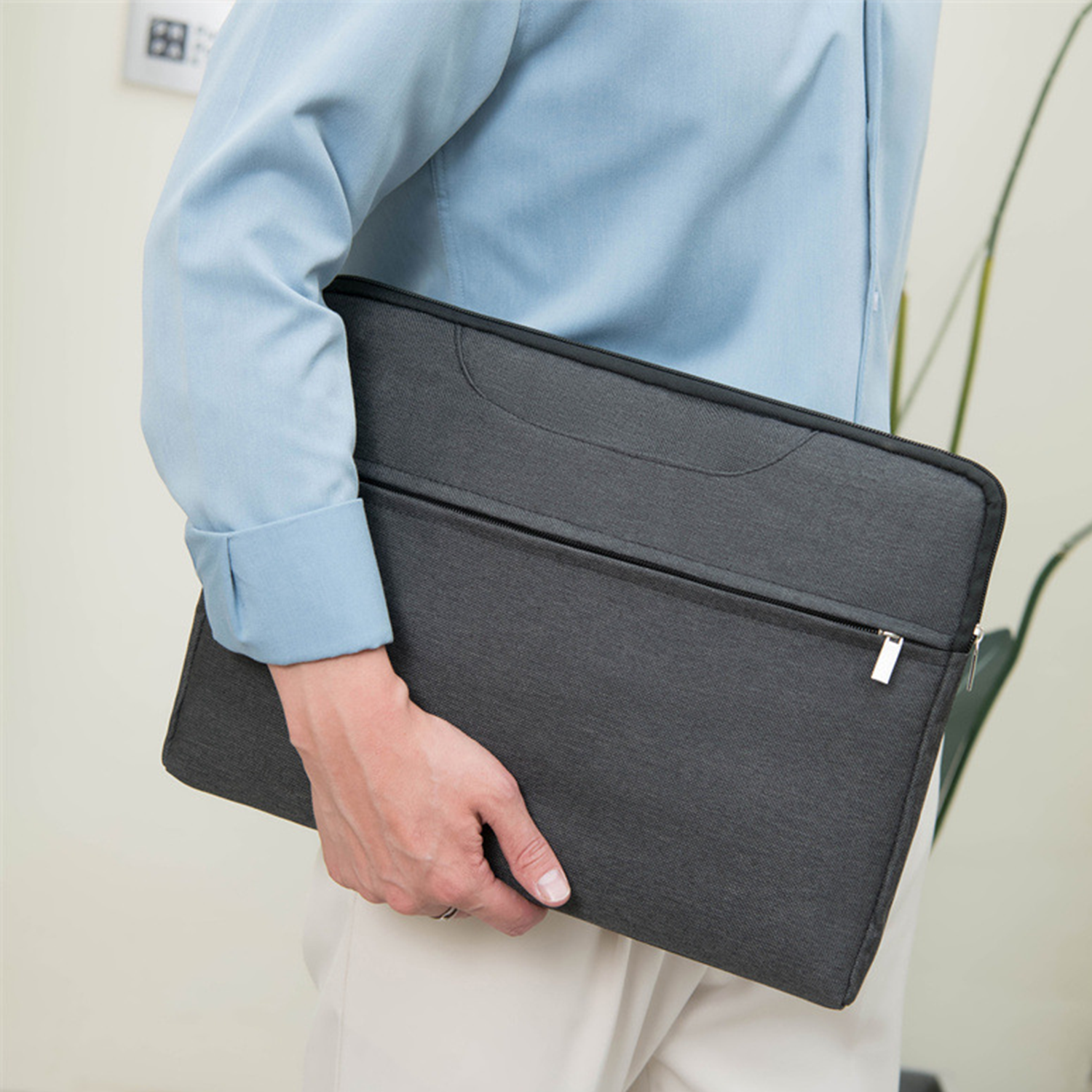 Laptop Carrying Case 3