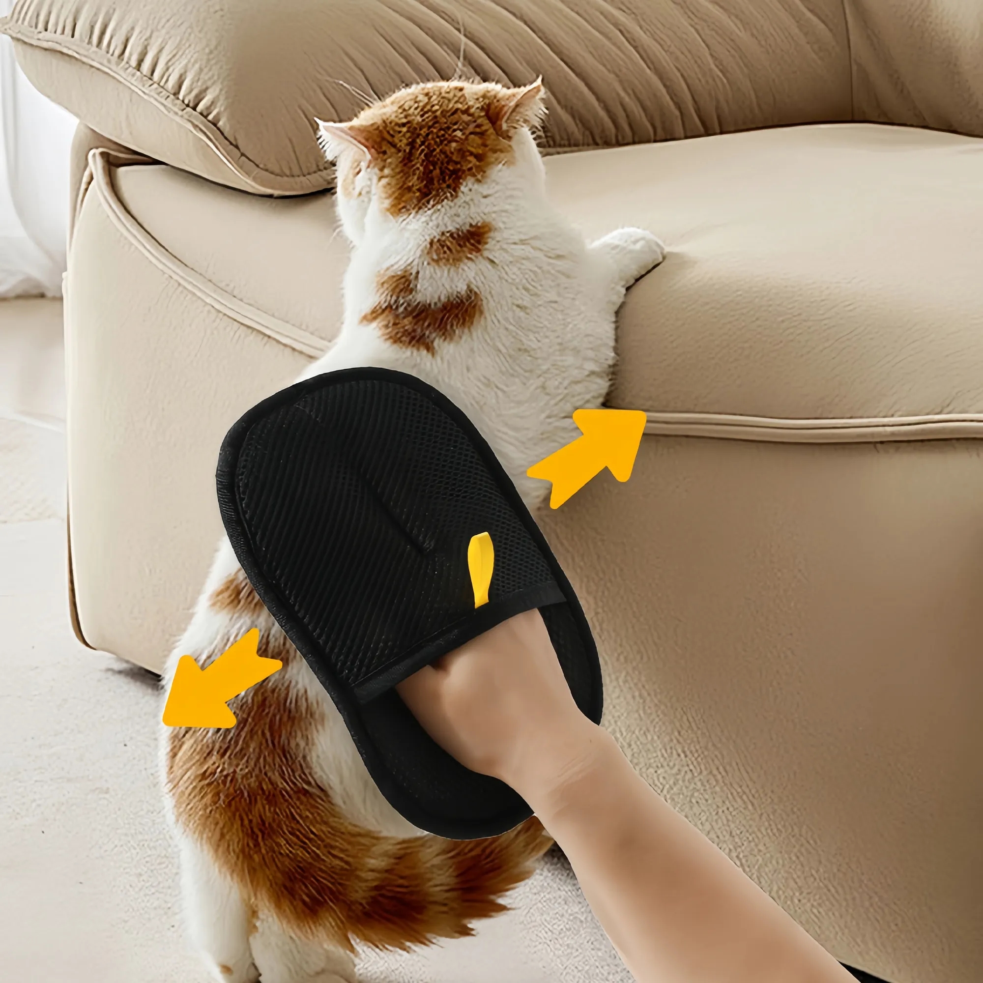 Electrostatic Pet Grooming Glove For Hair Removal 2