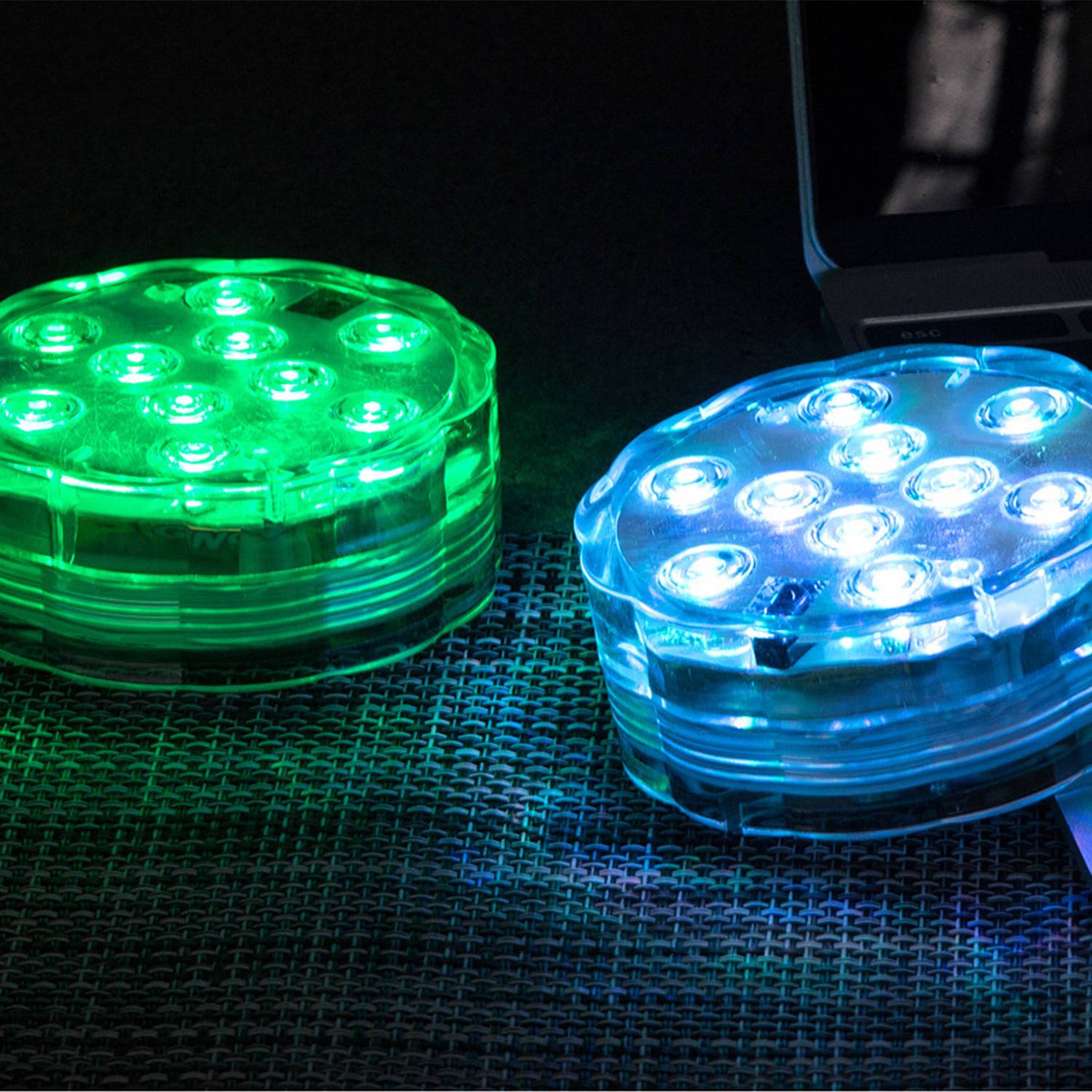 Submersible LED Diving Lights with Changing Battery Powered 3