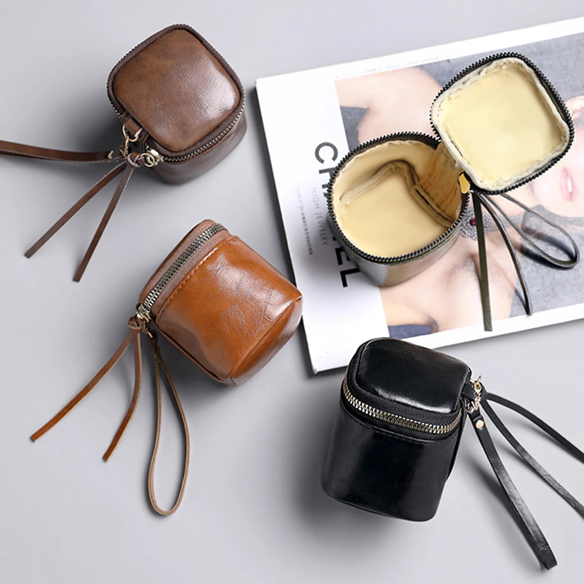 Small Waxed Leather Organizer Pouch 8