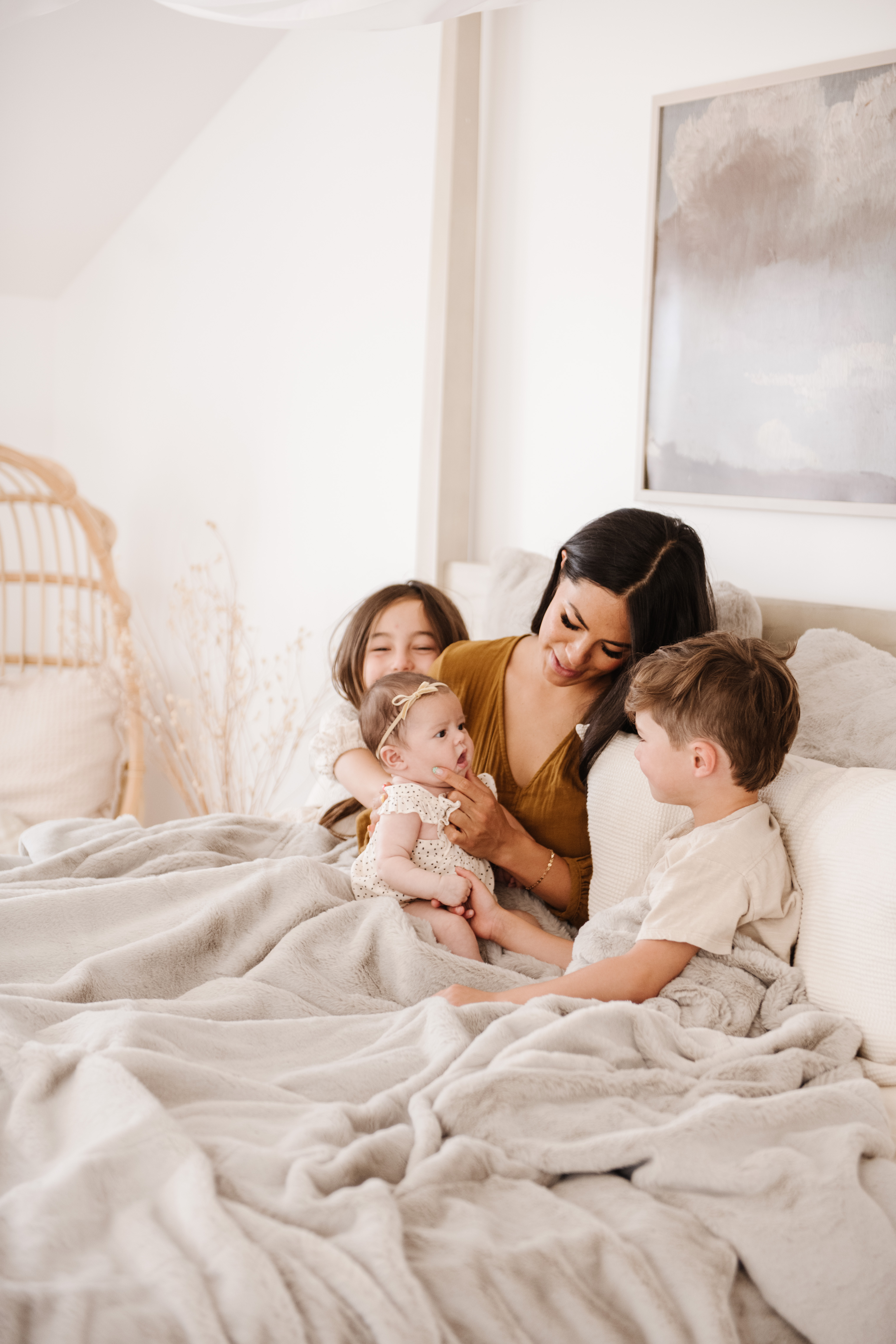 Grand Faux Fur Fawn-Throw Luxury Blanket (50x60) 2