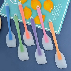One Piece Translucent Silicone Kitchen Spatula 5