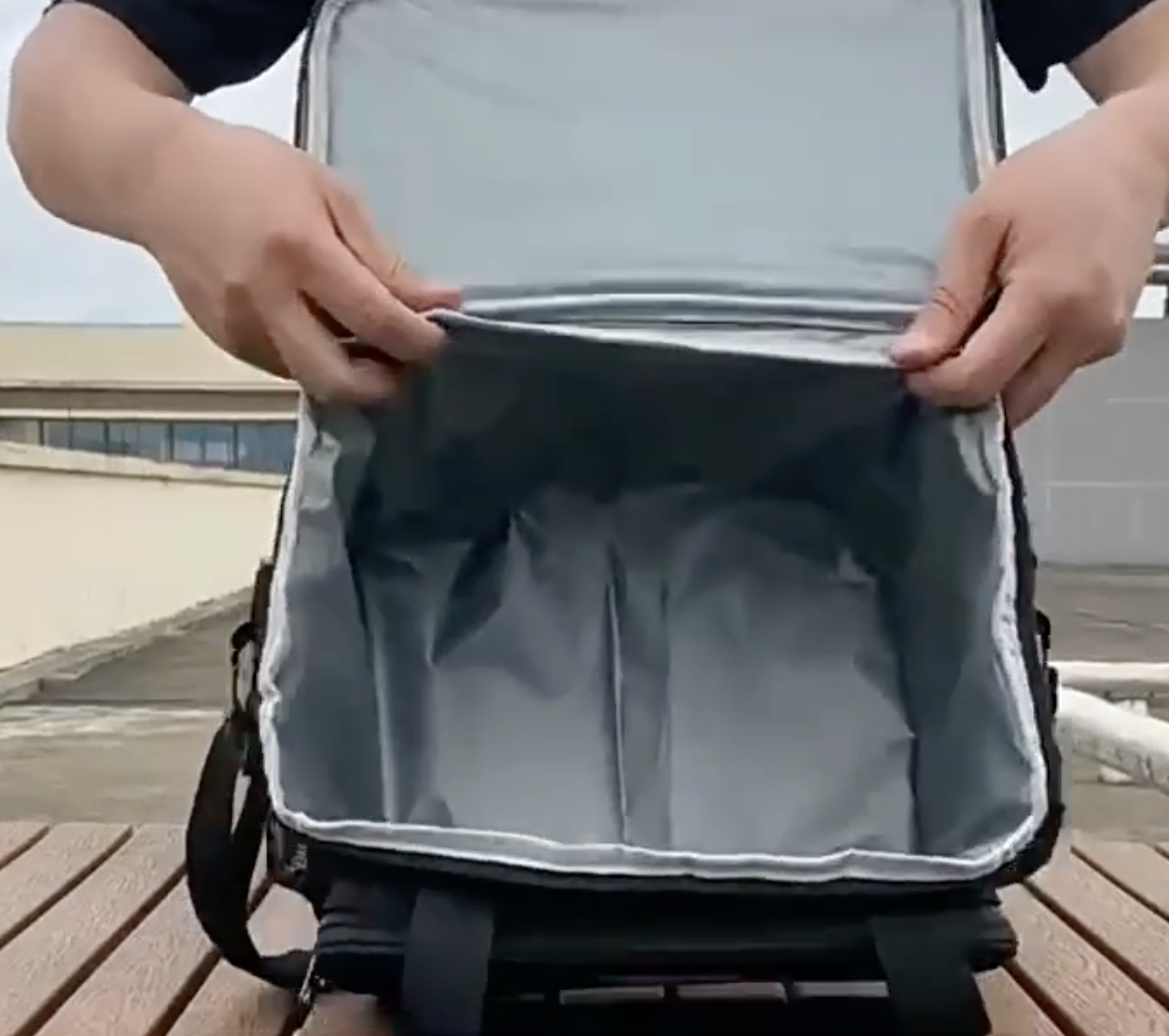 15L Insulated Lunch Box 2