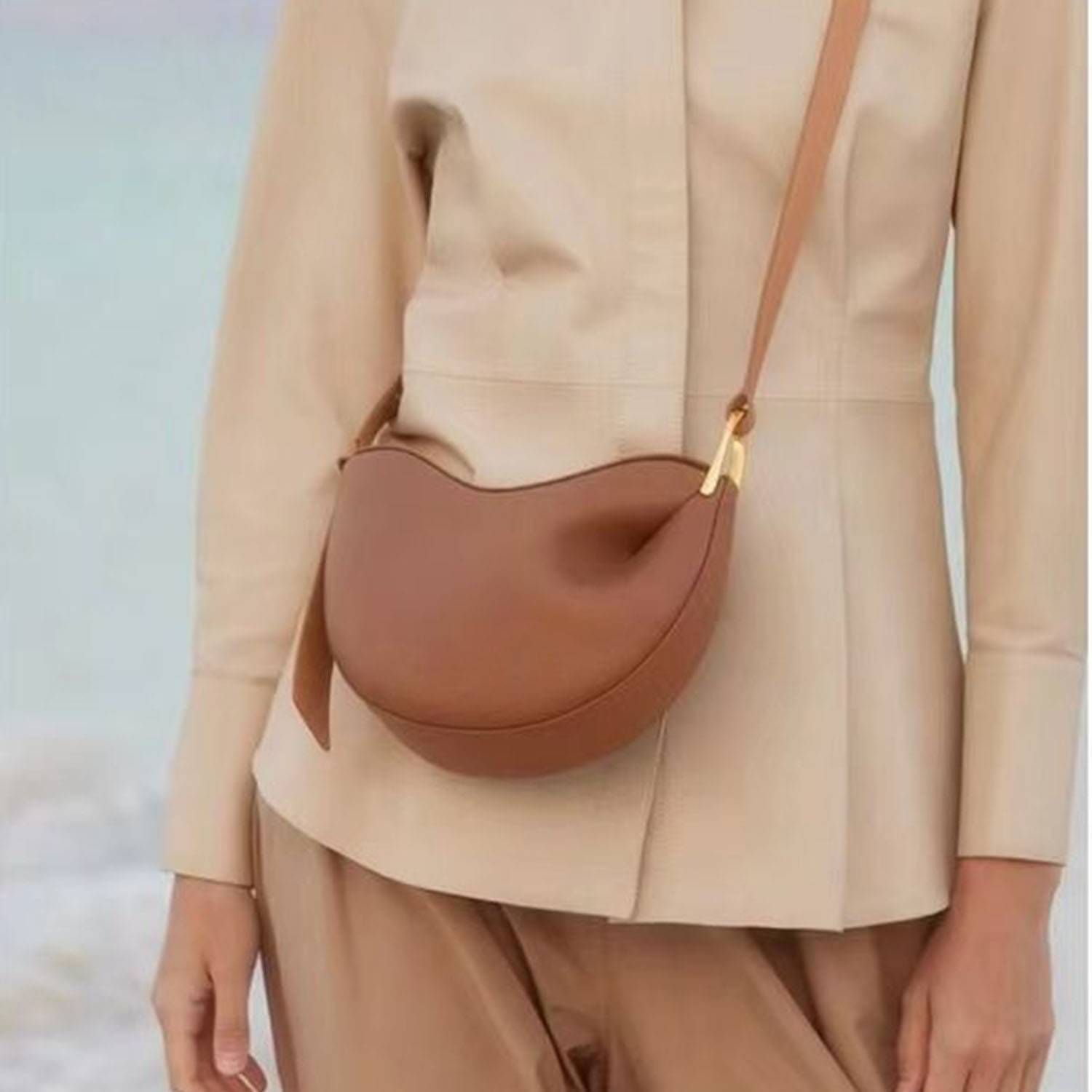 Dermis Genuine Leather Crossbody Shoulder Bag 1