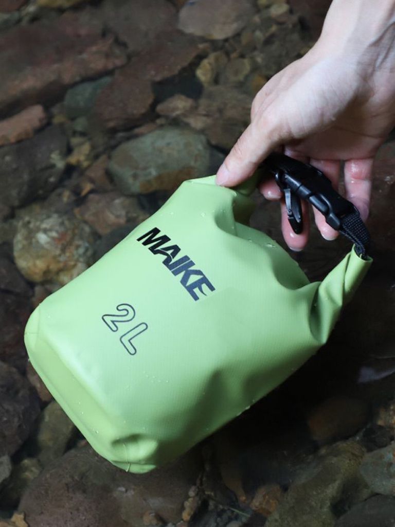 Waterproof Outdoor Bag Portable Tote Bag 2