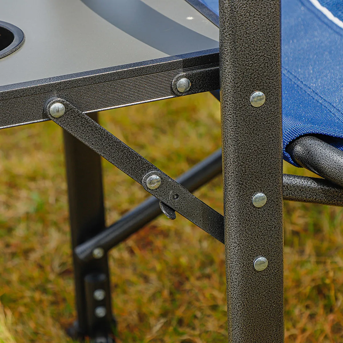 Portable Folding Upgraded Oversized Directors Chairs w/Table 9