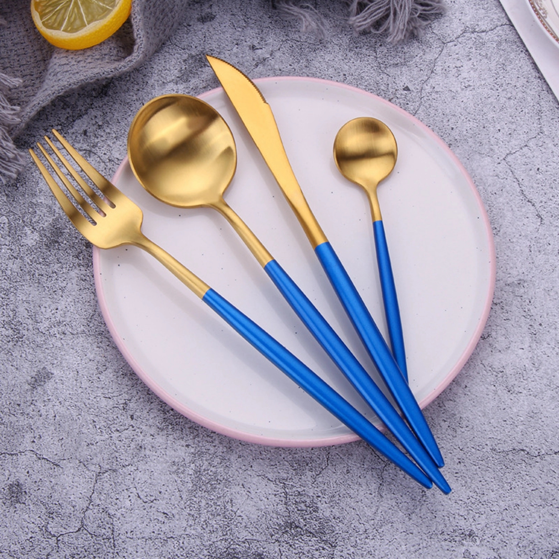 Stainless Steel Cutlery Set with Colorful Handle 16