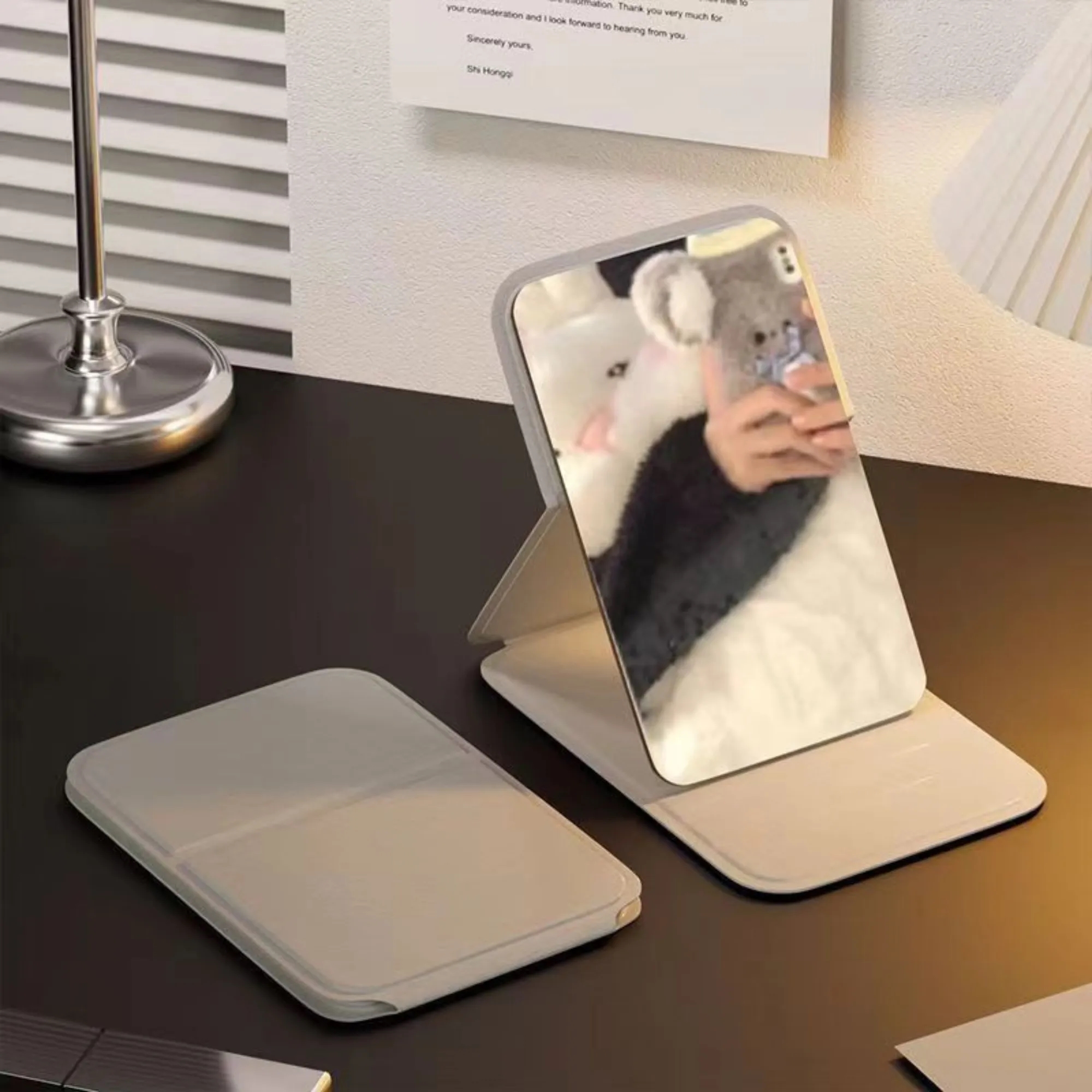 Portable foldable mini mirror 7