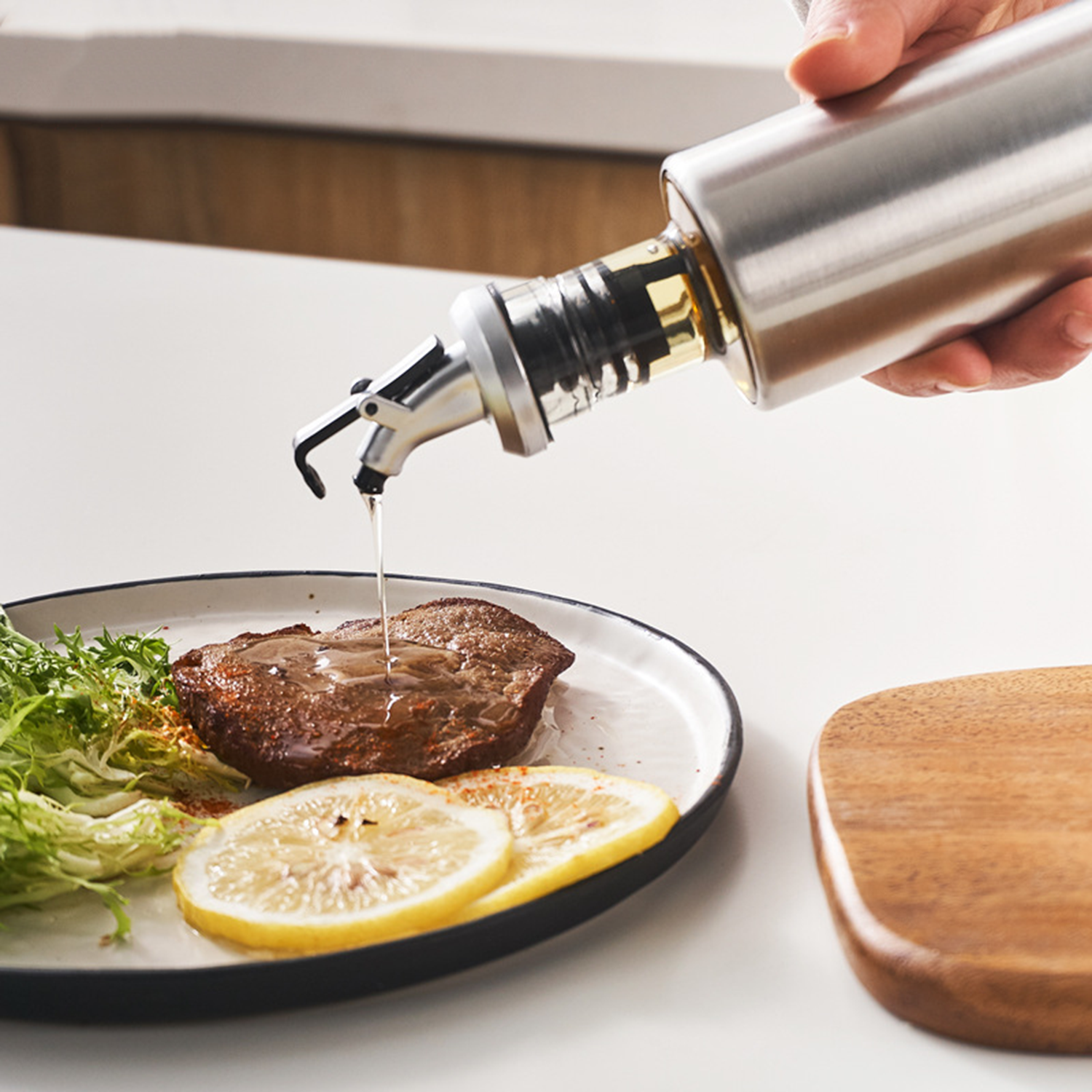 10/17oz Stainless Steel Glass Oil Dispenser w/ Scale 6